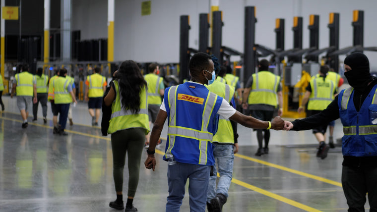 DHL