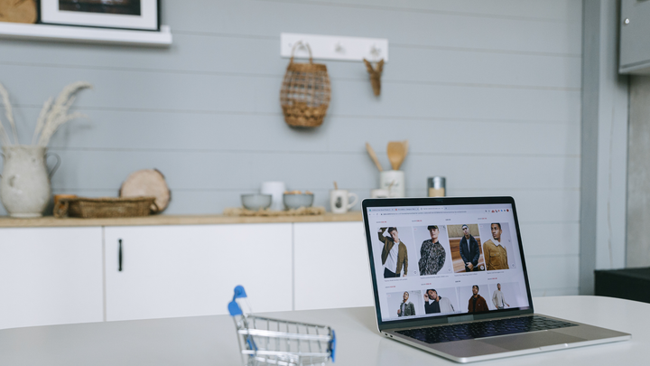 benefits of using Artificial Intelligence (AI) to automate content creation for blogs